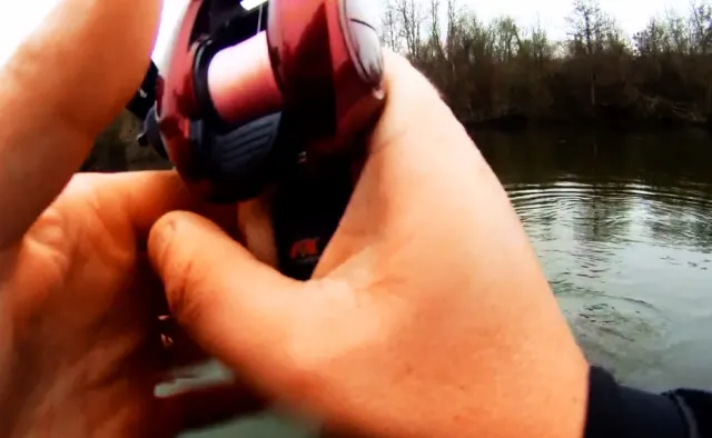 Quel moulinet pour une casting 5-21 - Shimano XT scorpion 1001 - Page 2 Scorpi11
