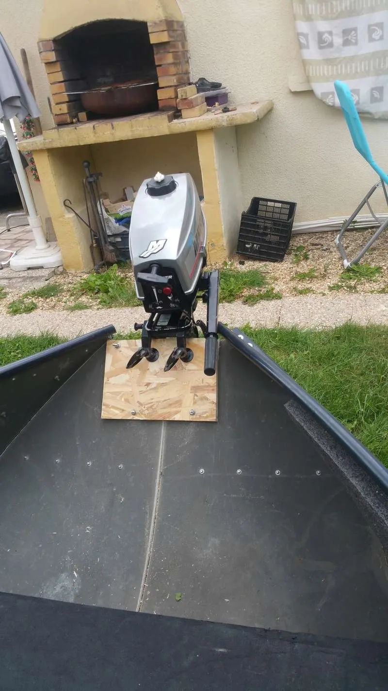Tableau moteur 2.5 hp 2t pour Porta bote 20180511