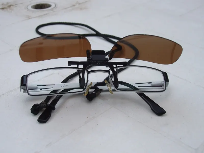 sur-lunette polarisante P1010035